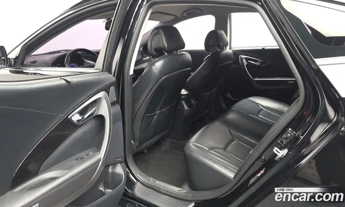 Hyundai Grandeur 2016 3.0 автомат (гидро), фото 16