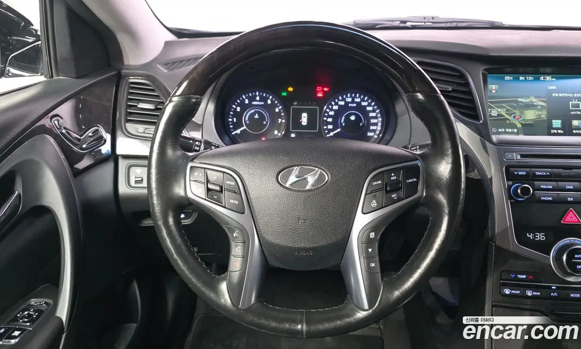 Hyundai Grandeur 2016 3.0 автомат (гидро), фото 19