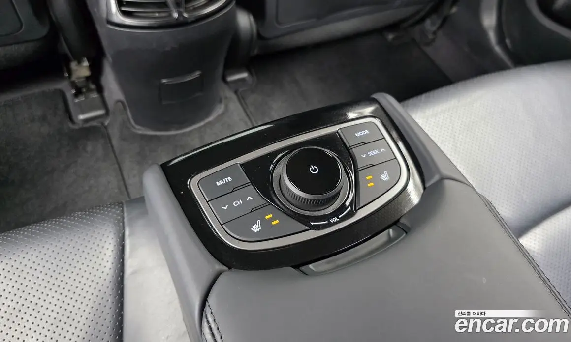 Hyundai Grandeur 2016 3.0 автомат (гидро), фото 19