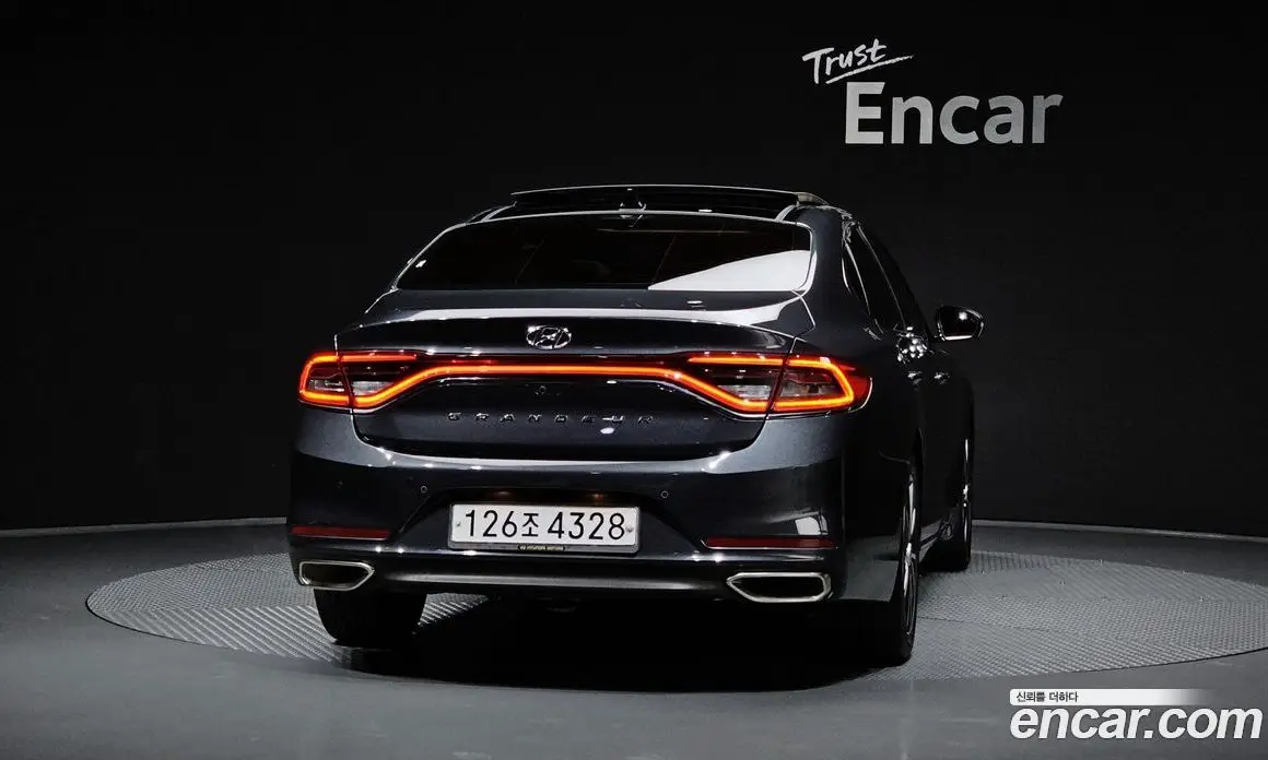 Hyundai Grandeur 2017 2.4 автомат (гидро), фото 4