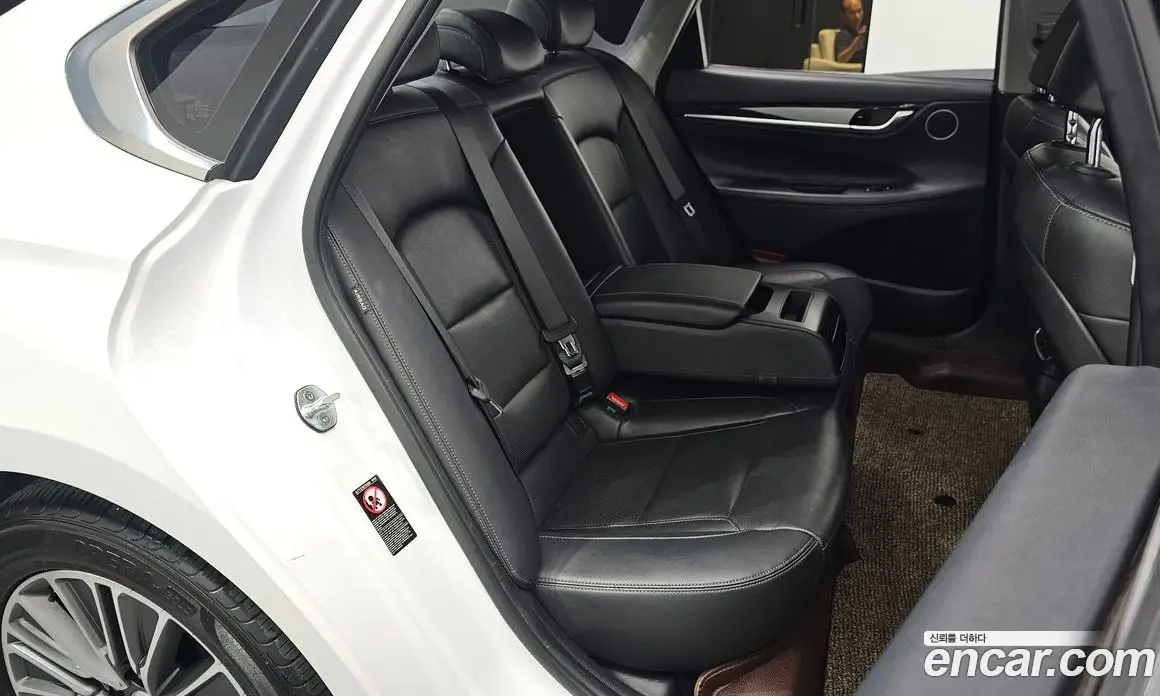 Hyundai Grandeur 2018 2.4 автомат (гидро), фото 11
