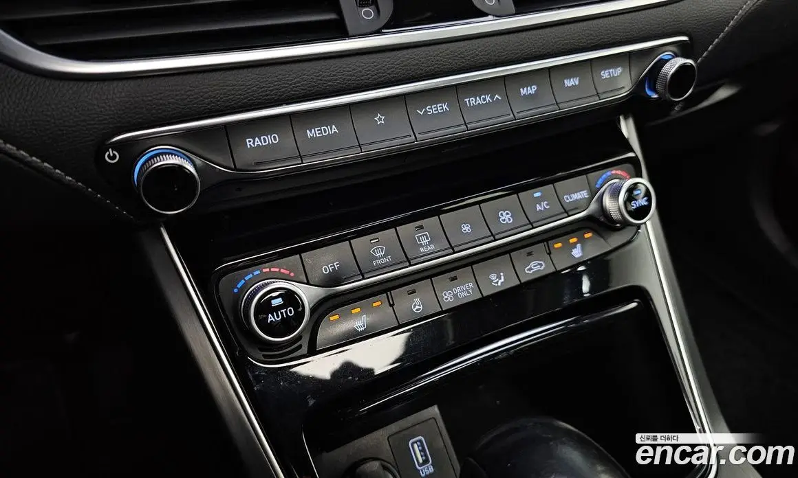 Hyundai Grandeur 2018 2.4 автомат (гидро), фото 18
