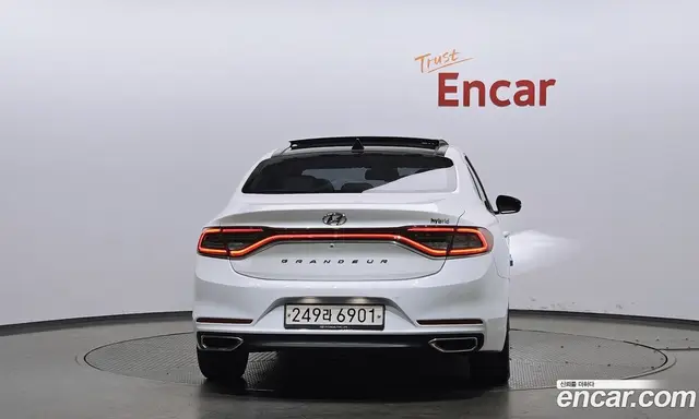 Hyundai Grandeur 2018 2.4 автомат (гидро), миниатюра 4