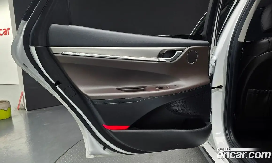 Hyundai Grandeur 2020 2.5 автомат (гидро), фото 14