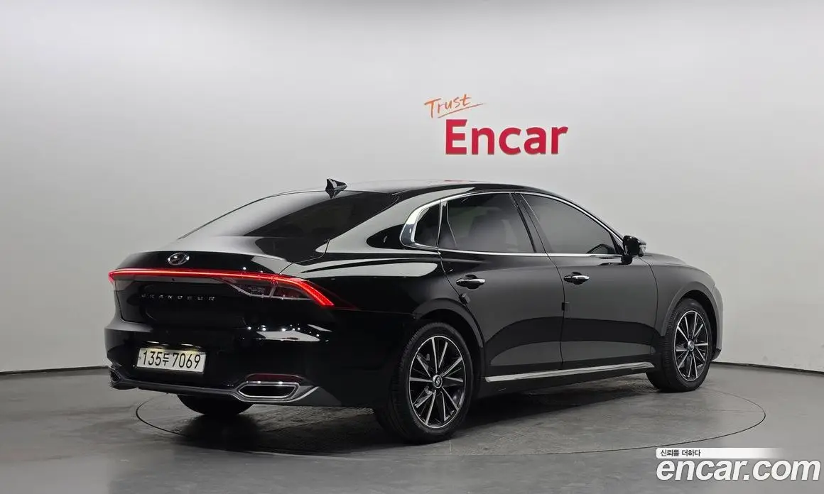 Hyundai Grandeur 2021 2.5 автомат (гидро), фото 2 Hyundai Grandeur 2021 2.5 автомат (гидро), фото 2