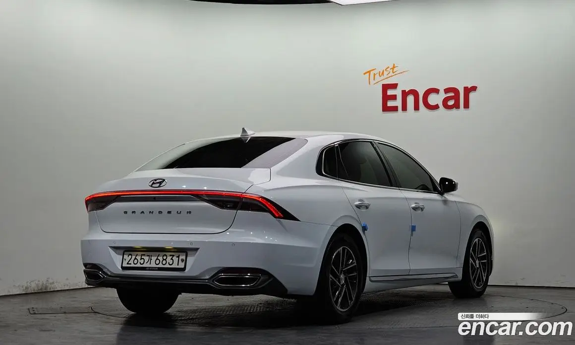 Hyundai Grandeur 2021 3.0 автомат (гидро), фото 2