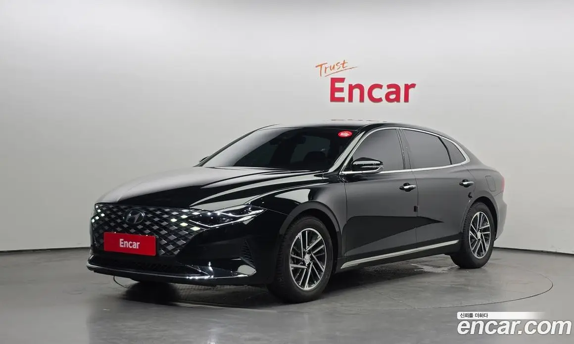 Hyundai Grandeur 2022 2.5 автомат (гидро), фото 1 Hyundai Grandeur 2022 2.5 автомат (гидро), фото 1