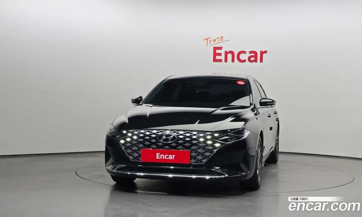 Hyundai Grandeur 2022 2.5 автомат (гидро), фото 3 Hyundai Grandeur 2022 2.5 автомат (гидро), фото 3