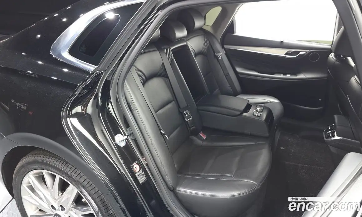 Hyundai Grandeur 2022 2.4 автомат (гидро), фото 12