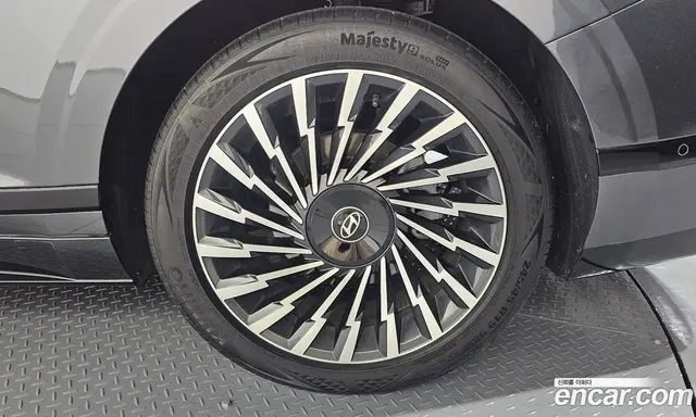 Hyundai Grandeur 2023 1.6 автомат (гидро), миниатюра 7 Hyundai Grandeur 2023 1.6 автомат (гидро), миниатюра 7