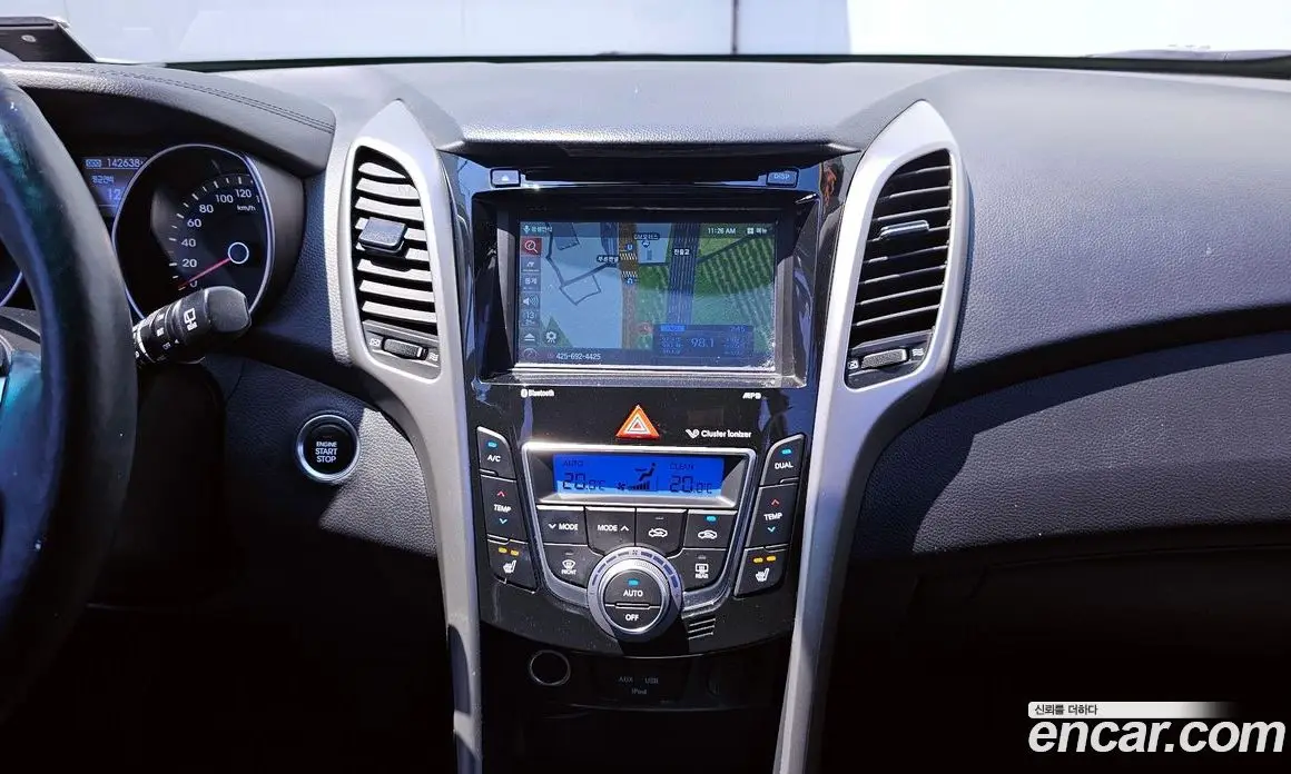 Hyundai i30 2014 1.6 автомат (гидро), фото 12 Hyundai i30 2014 1.6 автомат (гидро), фото 12