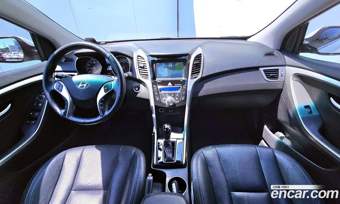 Hyundai i30 2014 1.6 автомат (гидро), фото 7 Hyundai i30 2014 1.6 автомат (гидро), фото 7