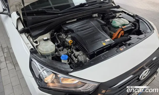 Hyundai Ioniq 2016 1.6 автомат (гидро), миниатюра 6 Hyundai Ioniq 2016 1.6 автомат (гидро), миниатюра 6