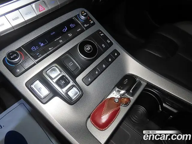 Hyundai Palisade 2021 2.2 автомат (гидро), миниатюра 12