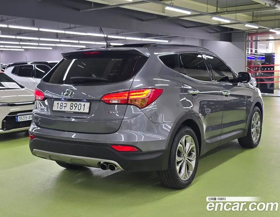 Hyundai Santa Fe 2013 2.0 автомат (гидро), фото 4 Hyundai Santa Fe 2013 2.0 автомат (гидро), фото 4