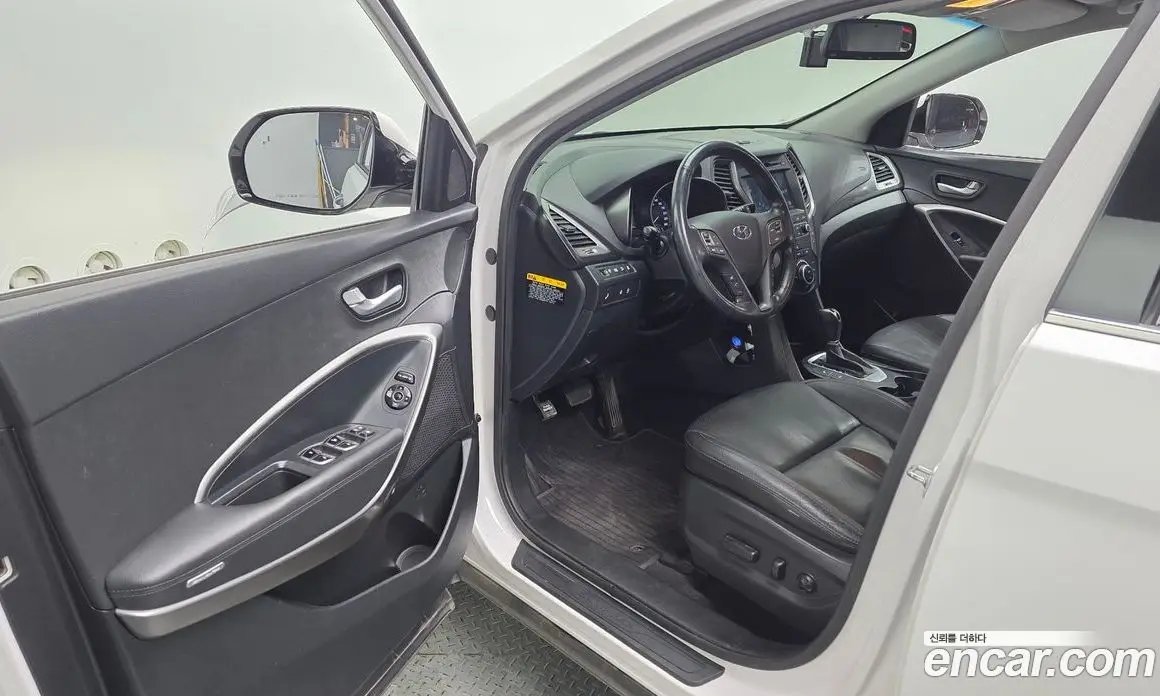 Hyundai Santa Fe 2015 2.0 автомат (гидро), фото 13 Hyundai Santa Fe 2015 2.0 автомат (гидро), фото 13
