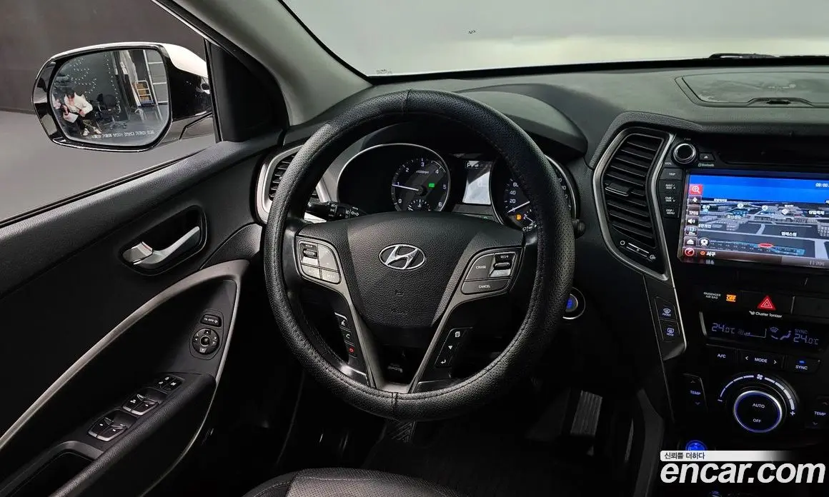 Hyundai Santa Fe 2015 2.0 автомат (гидро), фото 14 Hyundai Santa Fe 2015 2.0 автомат (гидро), фото 14