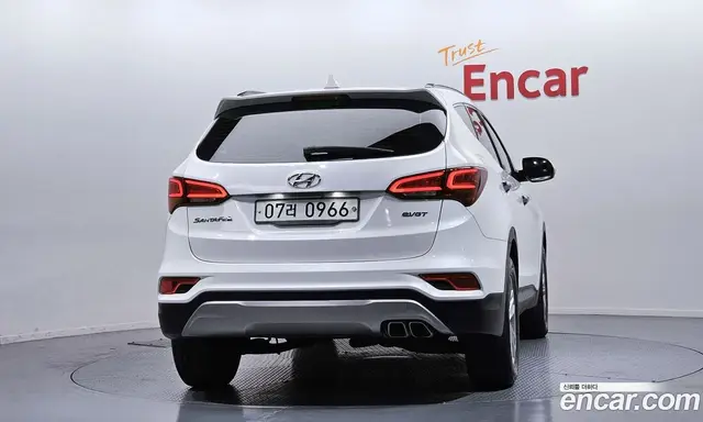 Hyundai Santa Fe 2015 2.0 автомат (гидро), миниатюра 4 Hyundai Santa Fe 2015 2.0 автомат (гидро), миниатюра 4
