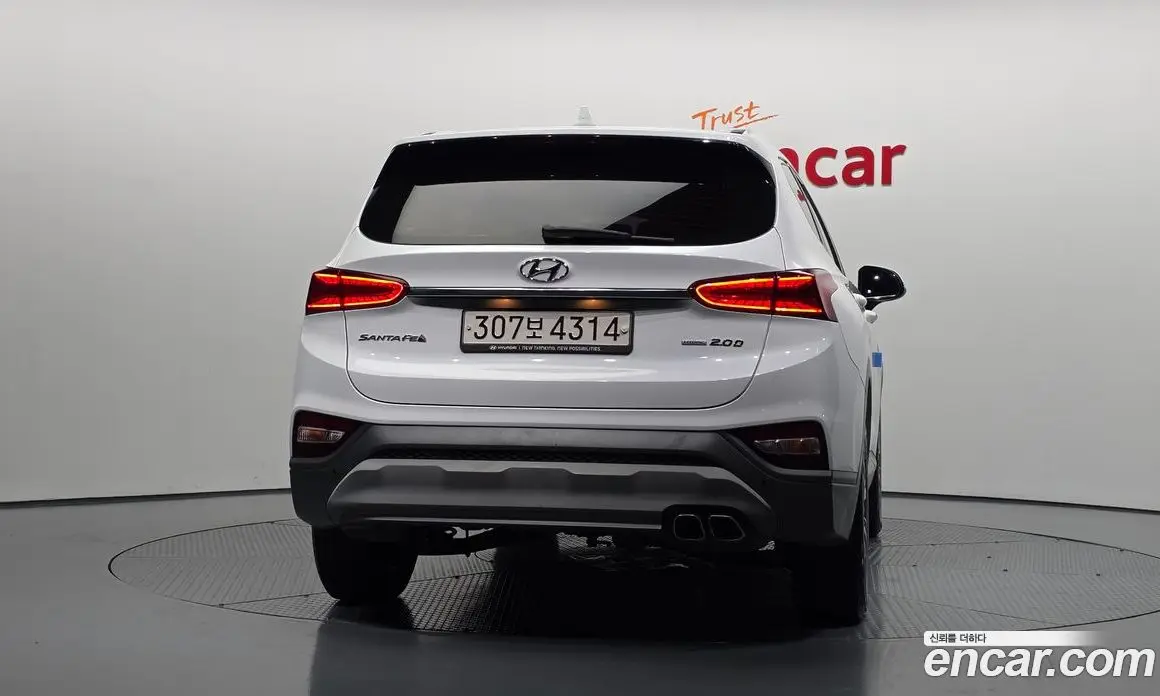 Hyundai Santa Fe 2018 2.0 автомат (гидро), фото 4