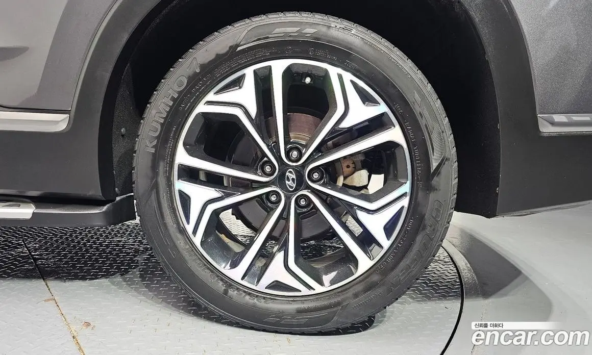 Hyundai Santa Fe 2019 2.0 автомат (гидро), фото 7