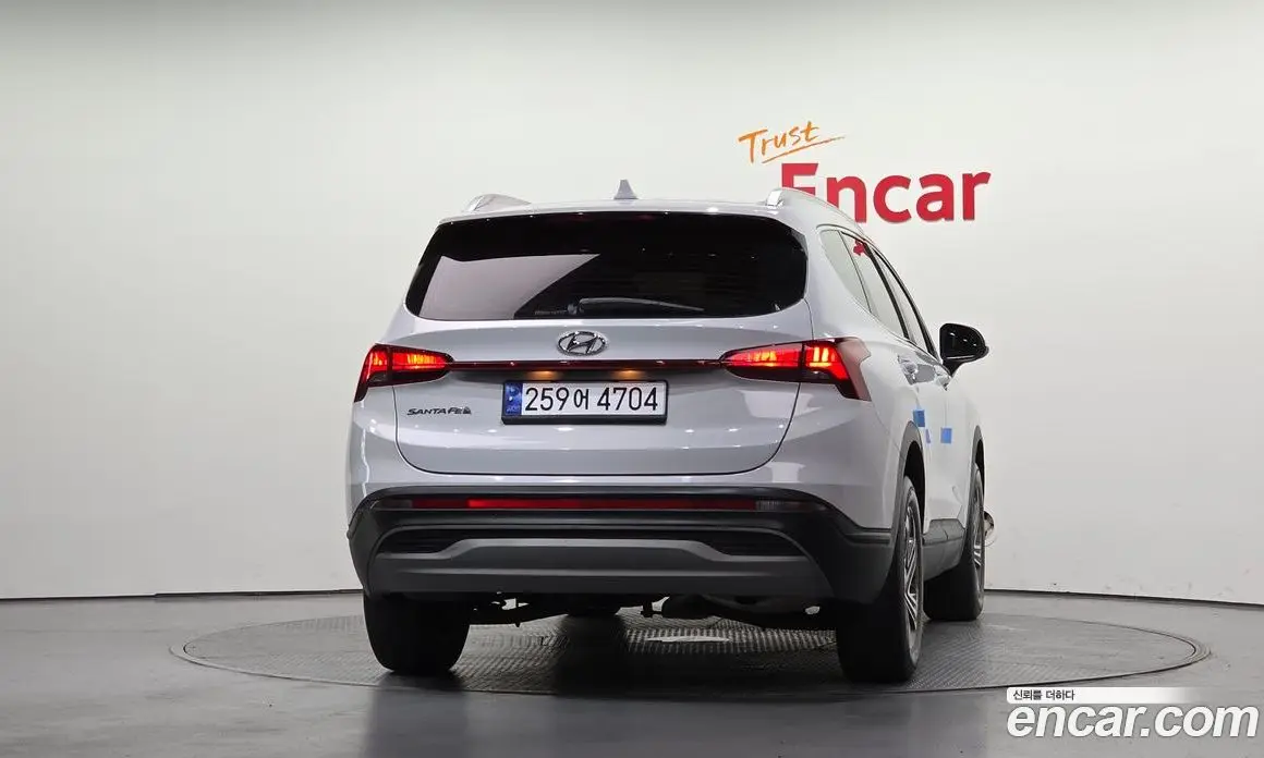 Hyundai Santa Fe 2021 2.2 автомат (гидро), фото 4