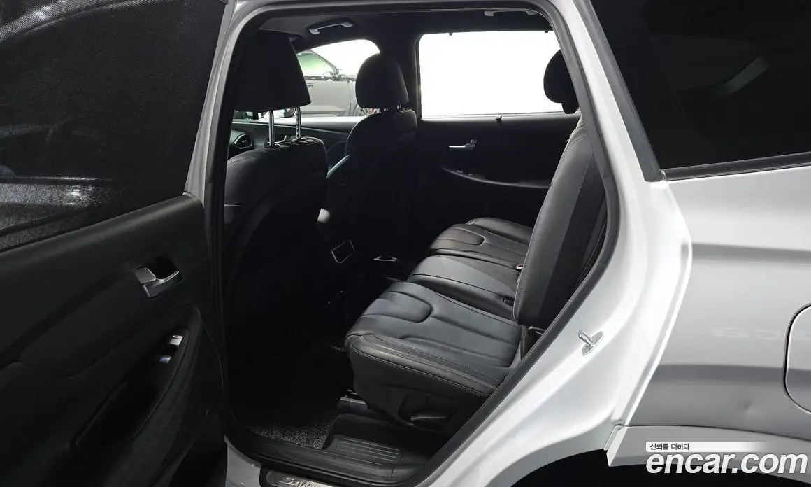 Hyundai Santa Fe 2022 2.5 автомат (гидро), фото 17