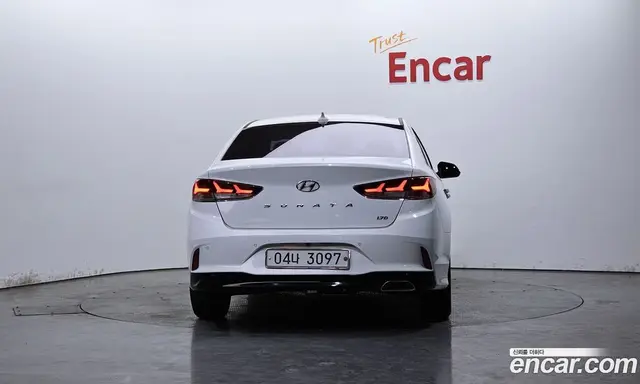 Hyundai Sonata 2017 1.7 автомат (гидро), миниатюра 4 Hyundai Sonata 2017 1.7 автомат (гидро), миниатюра 4