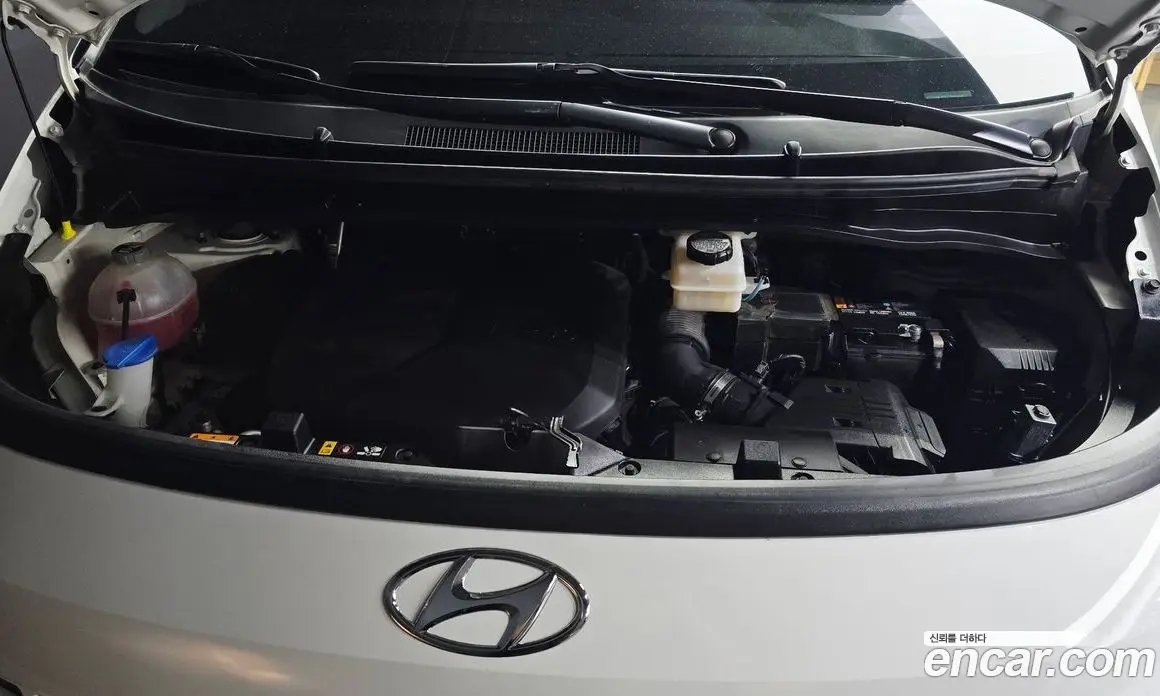 Hyundai Staria 2022 2.2 автомат (гидро), фото 6