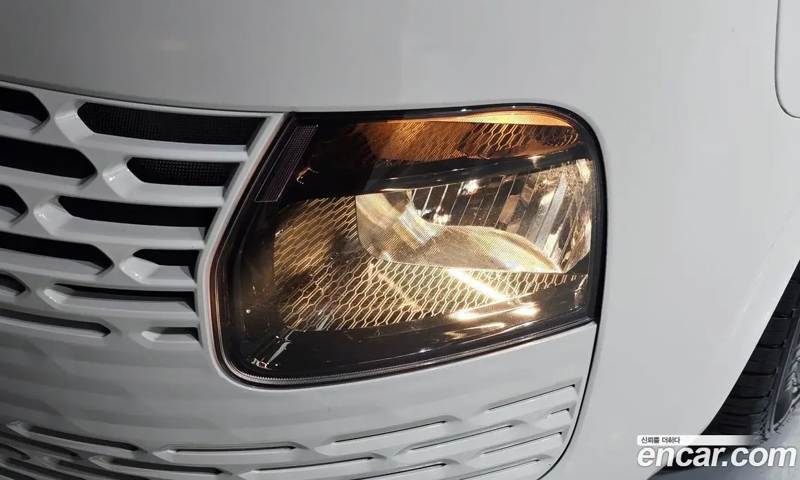 Hyundai Staria 2022 2.2 автомат (гидро), фото 8