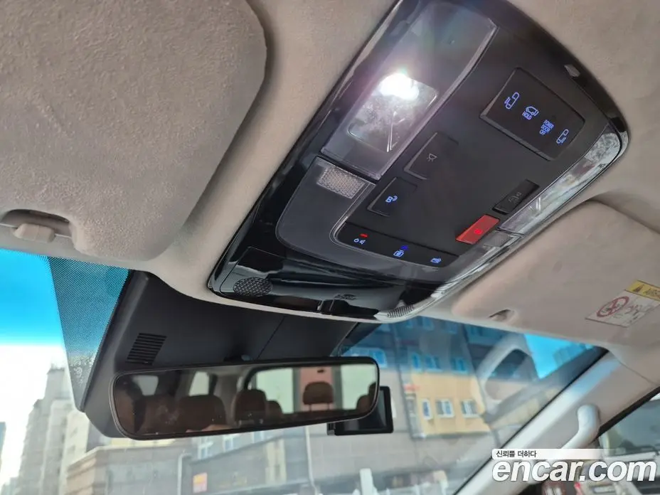 Hyundai Staria 2024 1.6 автомат (гидро), фото 12