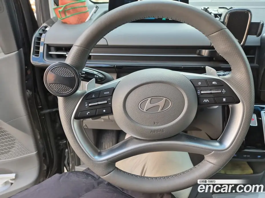 Hyundai Staria 2024 1.6 автомат (гидро), фото 14