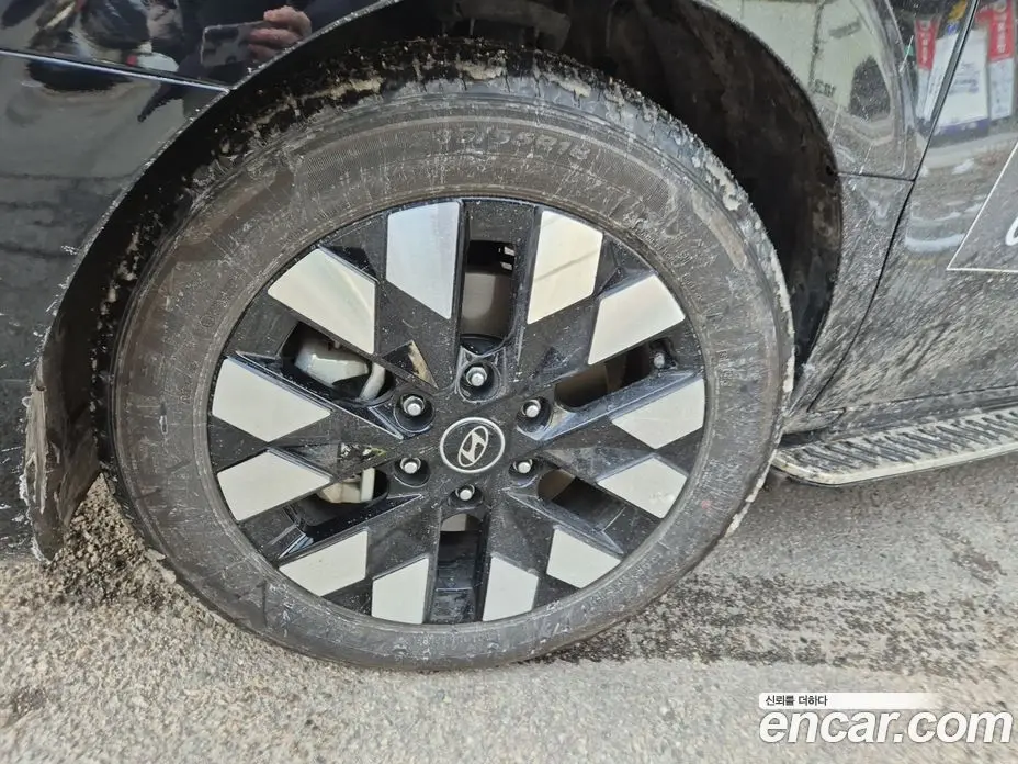 Hyundai Staria 2024 1.6 автомат (гидро), фото 5