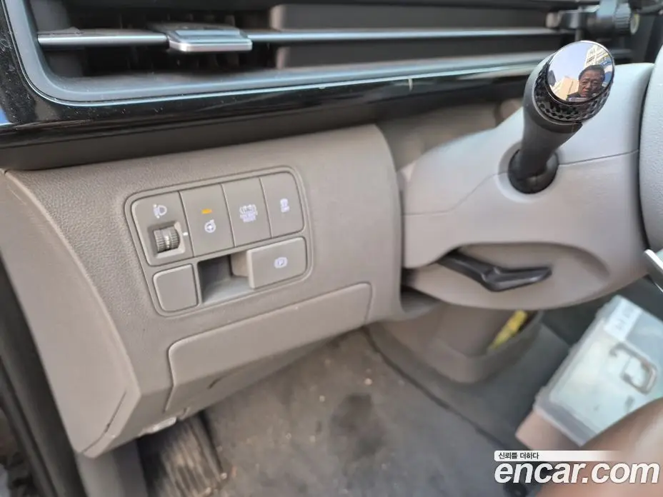 Hyundai Staria 2024 1.6 автомат (гидро), фото 9
