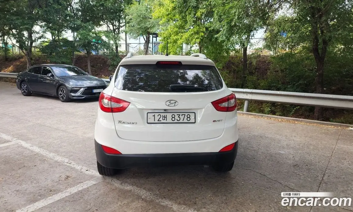 Hyundai Tucson 2014 2.0 автомат (гидро), фото 4 Hyundai Tucson 2014 2.0 автомат (гидро), фото 4