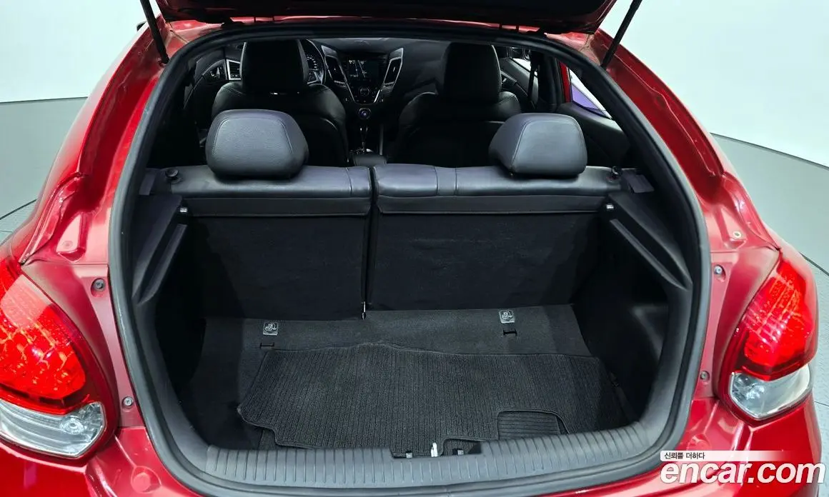Hyundai Veloster 2011 1.6 автомат (гидро), фото 20