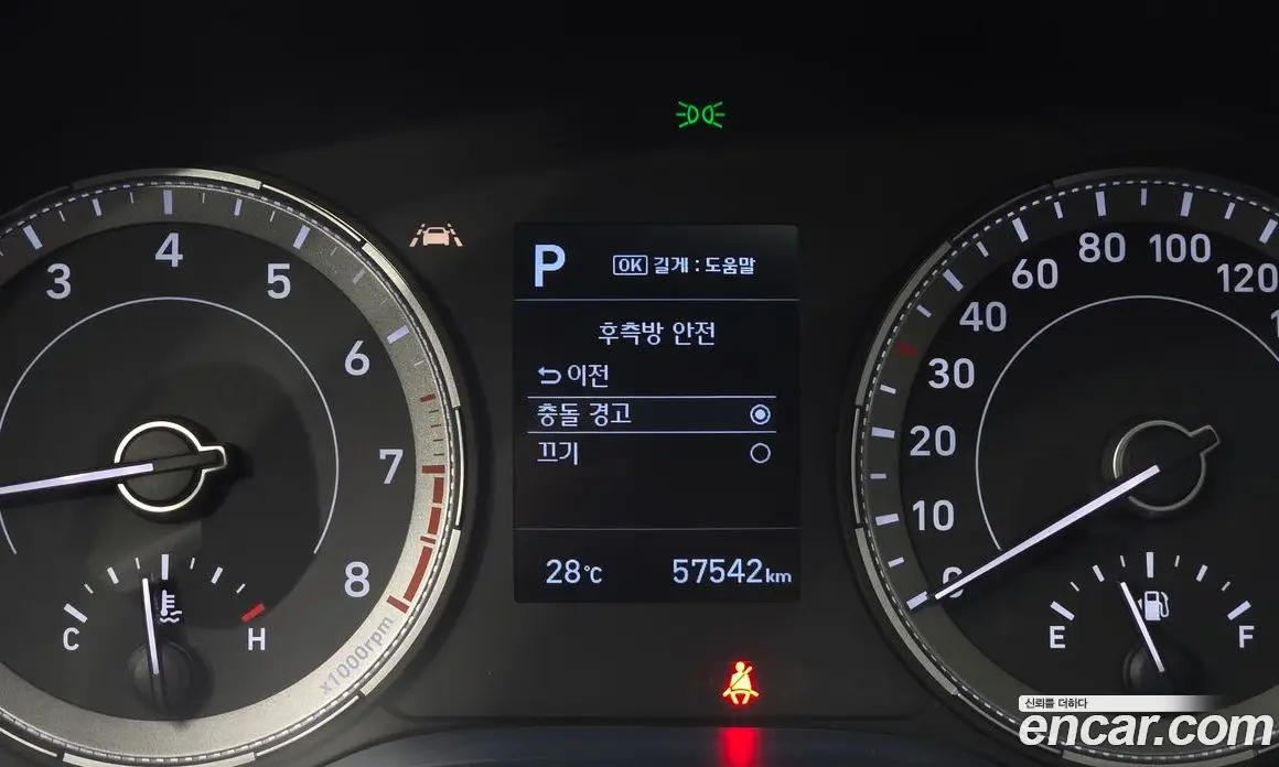 Hyundai Venue 2020 1.6 автомат (гидро), фото 13 Hyundai Venue 2020 1.6 автомат (гидро), фото 13