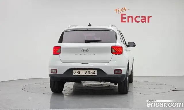 Hyundai Venue 2020 1.6 автомат (гидро), миниатюра 4 Hyundai Venue 2020 1.6 автомат (гидро), миниатюра 4