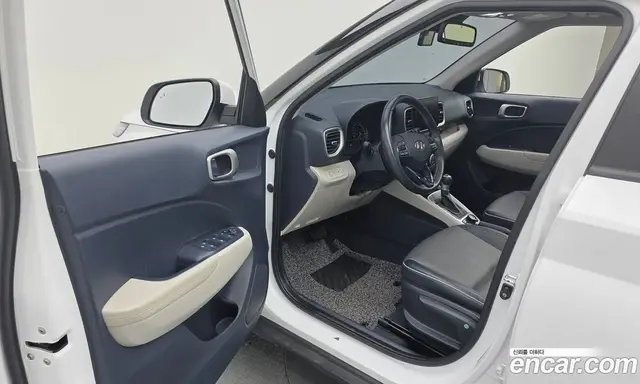 Hyundai Venue 2020 1.6 автомат (гидро), миниатюра 10 Hyundai Venue 2020 1.6 автомат (гидро), миниатюра 10
