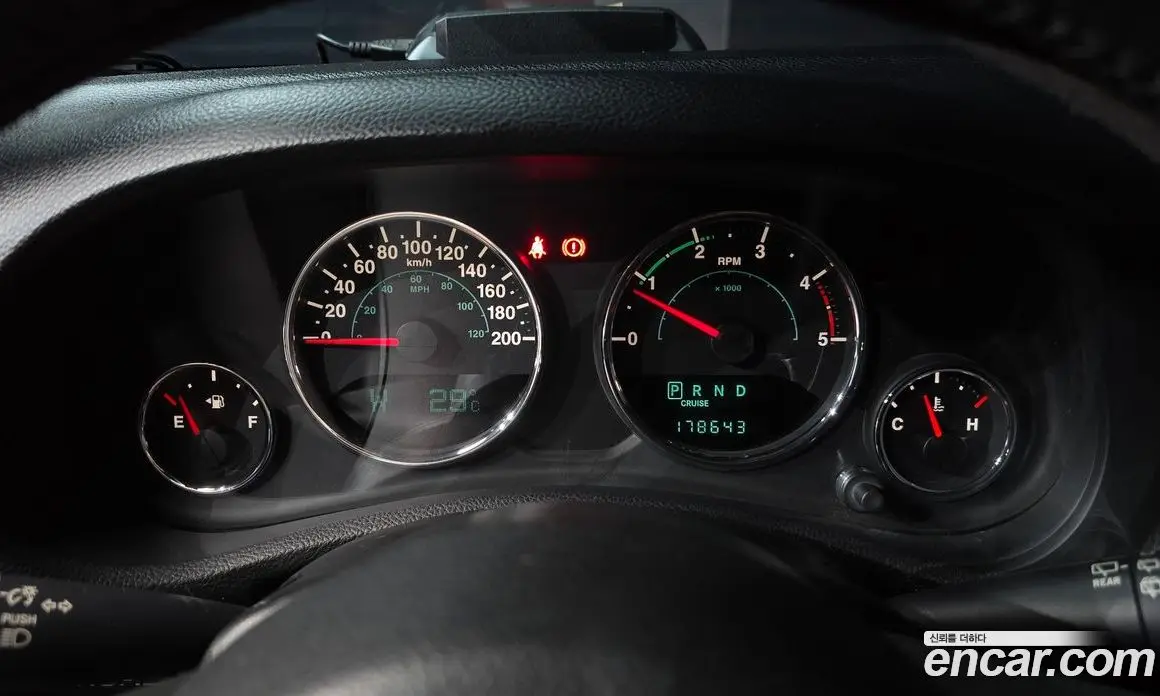Jeep Wrangler 2014 2.8 автомат (гидро), фото 8