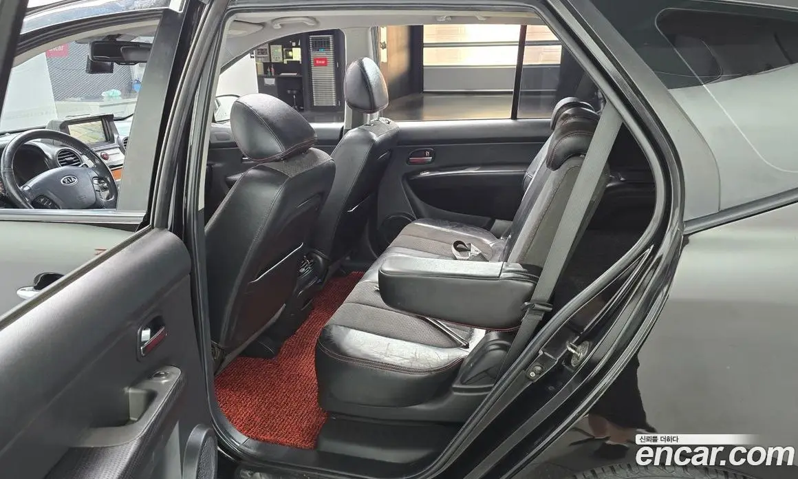Kia Carens 2007 2.0 автомат (гидро), фото 11