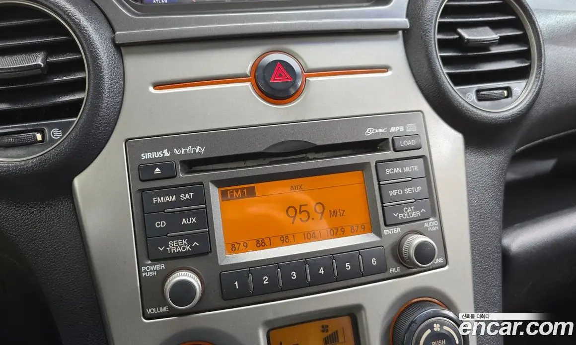 Kia Carens 2007 2.0 автомат (гидро), фото 14
