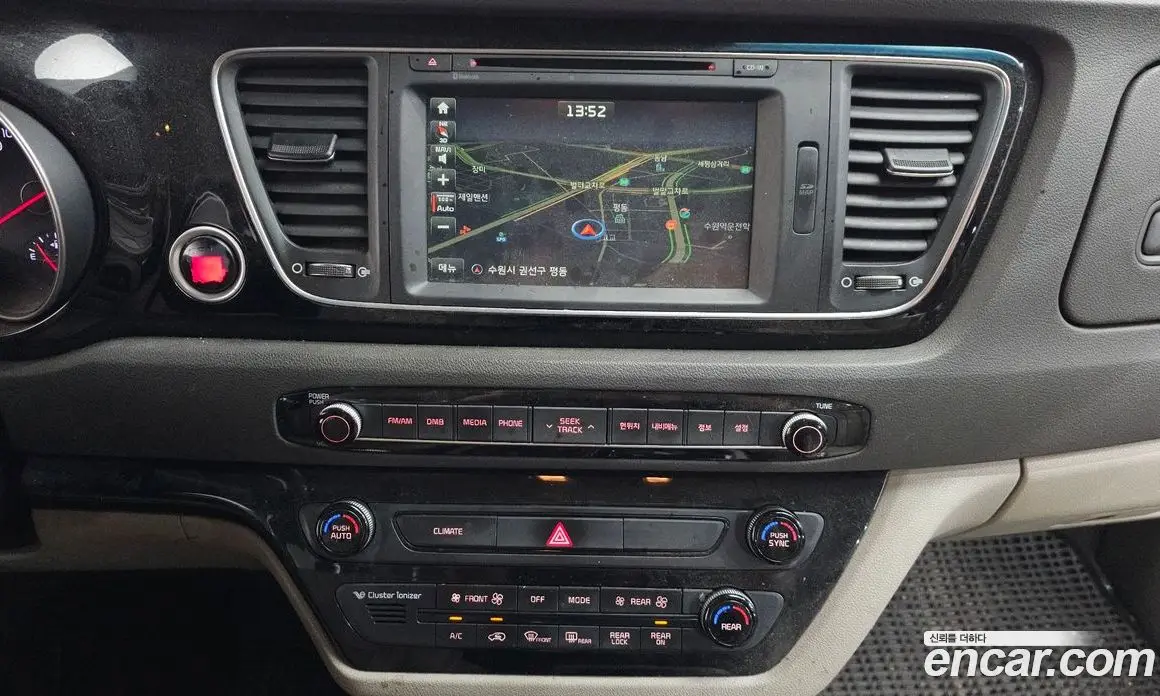 Kia Carnival 2014 2.2 автомат (гидро), фото 13