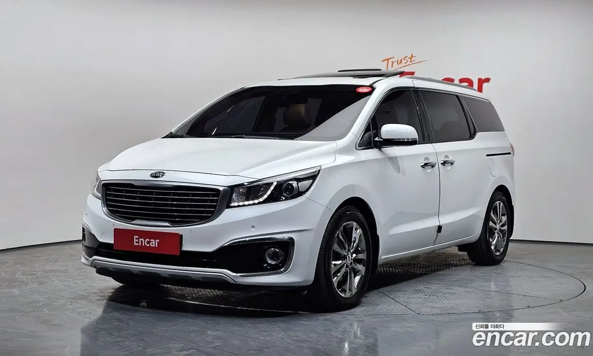 Kia Carnival 2015 2.2 автомат (гидро), фото 1