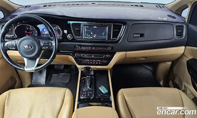 Kia Carnival 2015 2.2 автомат (гидро), миниатюра 7