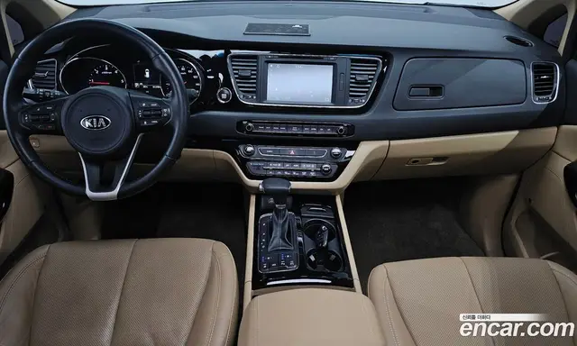Kia Carnival 2017 2.2 автомат (гидро), миниатюра 10