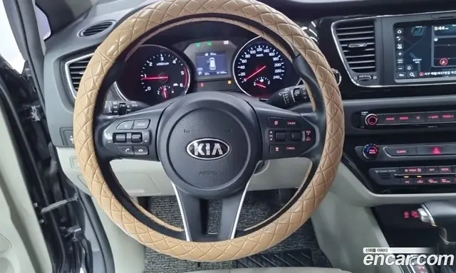 Kia Carnival 2018 2.2 автомат (гидро), миниатюра 12