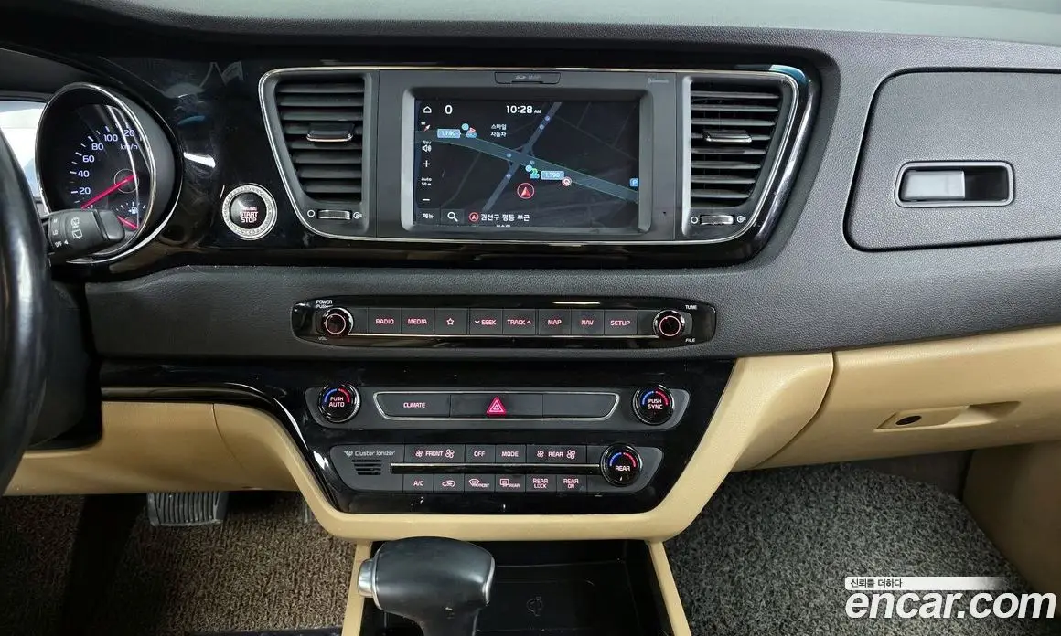 Kia Carnival 2019 2.2 автомат (гидро), фото 14