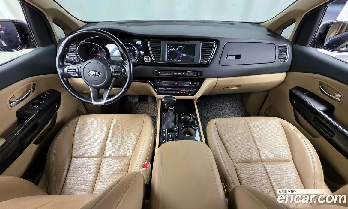 Kia Carnival 2019 2.2 автомат (гидро), фото 7
