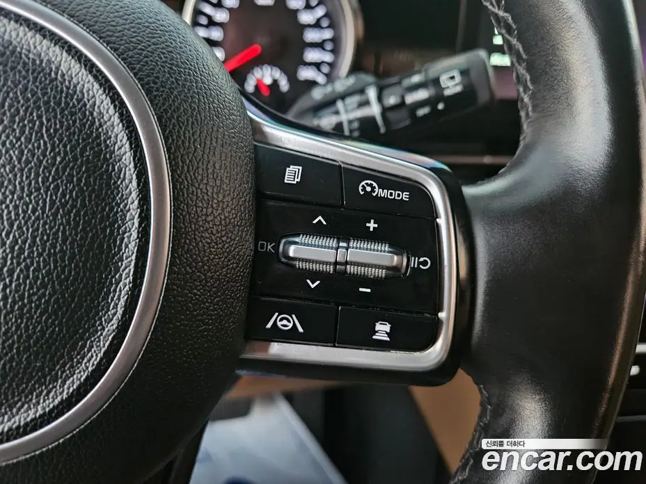 Kia Carnival 2020 2.2 автомат (гидро), фото 16 Kia Carnival 2020 2.2 автомат (гидро), фото 16