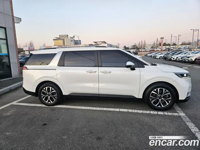 Kia Carnival 2020 2.2 автомат (гидро), миниатюра 3 Kia Carnival 2020 2.2 автомат (гидро), миниатюра 3
